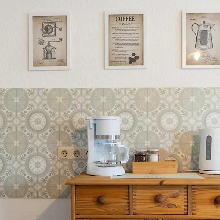 Daire Zur Kleinen Hummel *