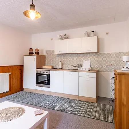 Zur Kleinen Hummel * Gernrode (Saxony-Anhalt)