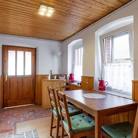 Zur Kleinen Hummel 公寓