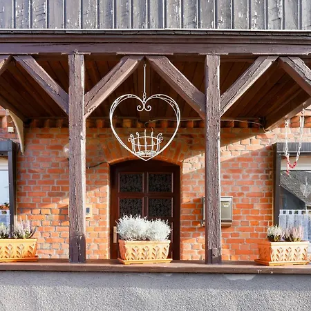 Zur Kleinen Hummel *