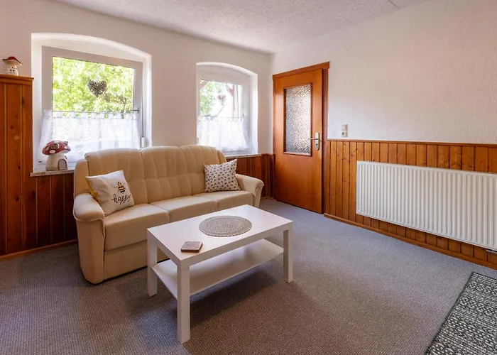 Zur Kleinen Hummel *